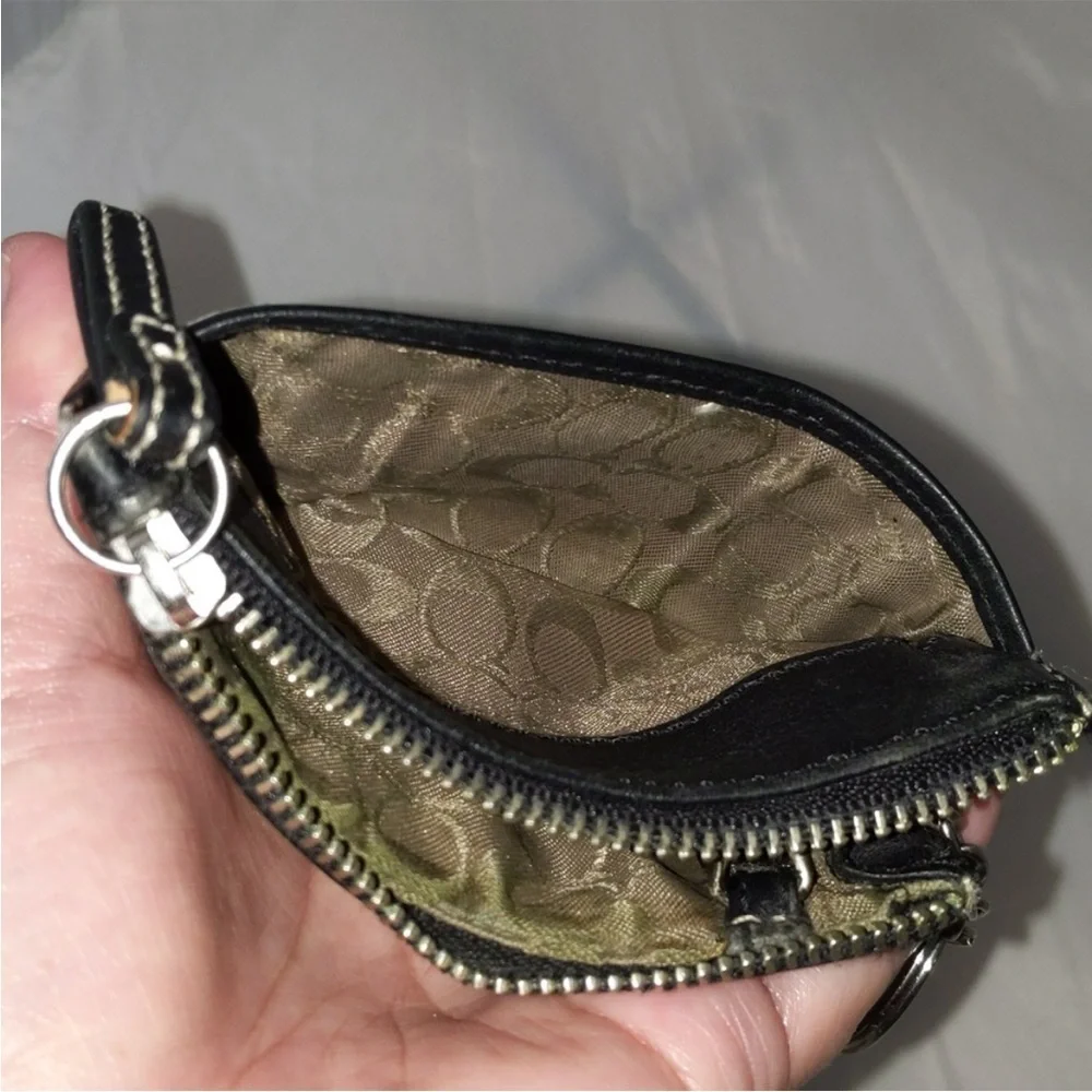 Coach Black Leather Keychain Wallet